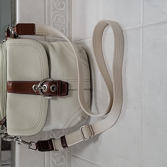 Coach Handbags - Coach Pebble Leather Buckle Soho Crossbody Purse